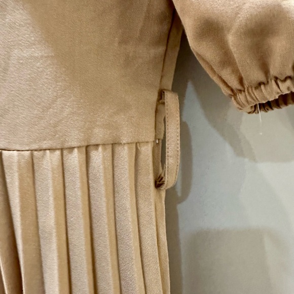 Nanette Lepore Tan Pleated Maxi Dress with Puff Sleeves - Picture 8 of 12